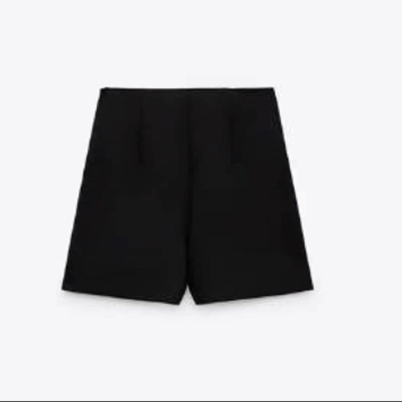 GOLD BUTTON SHORTS - Picture 6 of 6